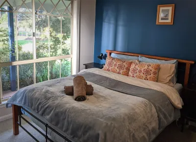 ★idyllic country views★tranquility★vibrant bird life★explore the surroundings★