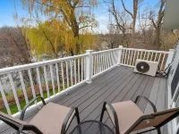 Beautiful Door County, Sturgeon Bay Home.  Fully Stocked Hotel a Gardner