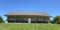 Family Retreat-fishing pond, pool table and double bunks!!