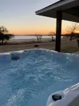 Gorgeous Views, Lakefront Home with Sandy Beaches, Dog Friendly,  Hot Tub