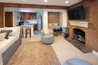 Washington Family Property, Lower Carriage House in Old Town on 107 S Lee Street