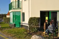 Waterfront - Modern apartment 4 people - 20 m from the beach Hotels in Wissant