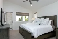 Luxury Beachfront Oasis w/ Channel Island Views