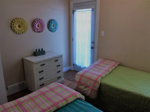 Location, Location, Location! Stay 1 month in Summer...for only