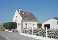 Beach holiday home in the sand dunes. Hotels in Merlimont