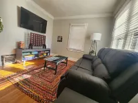 Katherine's Cozy Bungalow! No Check-out List!!