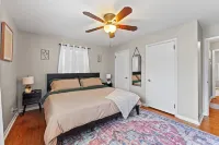 2 King Bedroom-Office Space-Garage-Pets Allowed-Millcreek Park Hotel di Youngstown