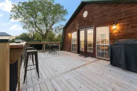 Cozy Posy Cabin - Mountain Top Cabin on 18 acres!