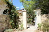 Charming Apartments in the Mas de Soleil (Gîte "Viva
