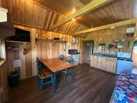 Northern Maine Cabin - Trails - WiFi - AC Hotels in Fort Kent