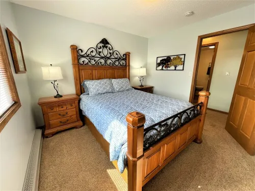 Modern  • Attached Garage • Dog Friendly • Atv & Sled Friendly