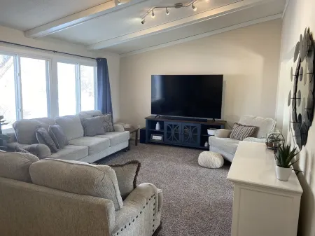 Full Fun House near the Twin Cities and the Blaine Soccer Complex!