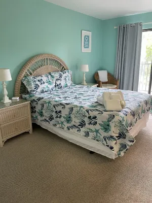 Indoor/Outdoor Pools/Hot Tub, Boogie Boards, Bikes Included in Your Family Vacay