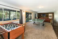 8 bedroom Estate close to the beach