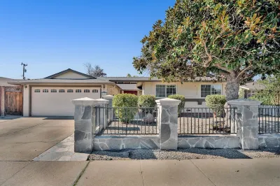 Private Fremont Home with Yard - easy Bay Area commute 쉰 히스토리컬 파크 앤드 아버리텀 주변 호텔