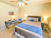 Star Valley cozy log cabin close to the Chickasaw National and Turner Falls Park