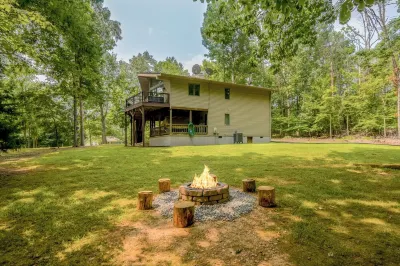 Summer Rentals, Lake Anna, Boat Slip, Lake Access, Small Dog Friendly