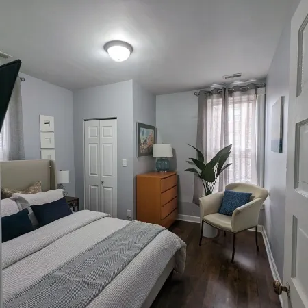 Cozy, Comfortable and Convenient apartment. Close to everything!