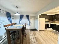 *The Lovely Place* Stunning 3BR 1.5 BA Sleeps 7. Private driveway RV parking.