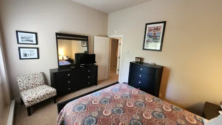 Family Friendly Close to Dollar Mountain