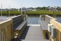 Waterfront, Spectacular Sunsets, Dock, Pool, Elevator, Linens, Free Golf Cart+++