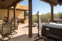 Hacienda de los Arbolitos - *HOT TUB* and Peace