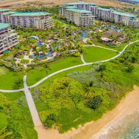 Honua Kai Ground Floor huge yard ~ Konea 142 ~1 minute walk to Pools/Beach/BBQs!