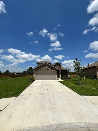 Family Friendly Home Отели рядом с достопримечательностью «Клаб Уайлдфлауэр»