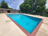 OLD SKOOL CONDO WITH A NEW SKOOL TWIST
