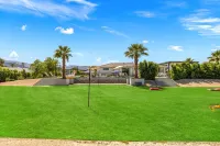 Incredible 45 Ft Pool: 9 Br, 15 Bed, 45 ft Pool, 9 Putting Holes Golf, Gameroom