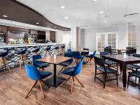 Hilton Garden Inn San Francisco/Oakland Bay Bridge Hotels in Alameda County