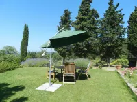 Hilltop Farmhouse - Countryside Views: 5 Beds (+2 Extra DR - ensuite BR (+20%)