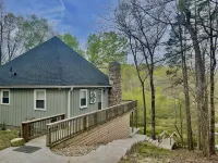 The Cozy Cottage on Little Duck Cove