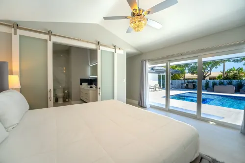 Ultimate Beach Escape • Pool, Spa, Game Room & Walk to the Ocean, Shops & Food