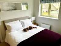 A beautifully themed Cotswold cottage with a modern but classic country interior