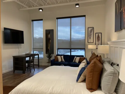Brand New Beautiful Montana Condo!