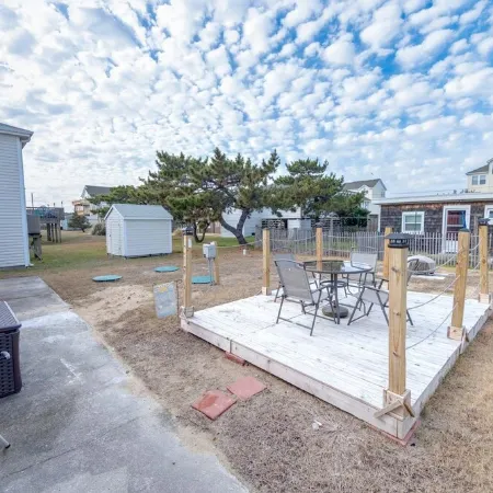 Pet Friendly - 2 Minute Walk to Beach -  Updated and Modernized Spotless Clean