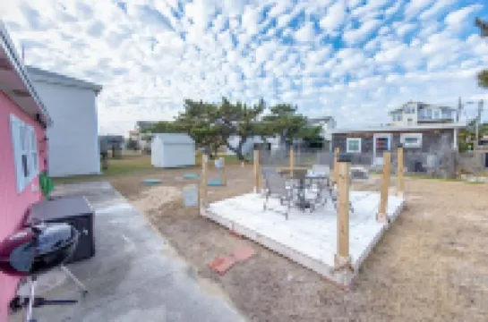 Pet Friendly - 2 Minute Walk to Beach -  Updated and Modernized Spotless Clean