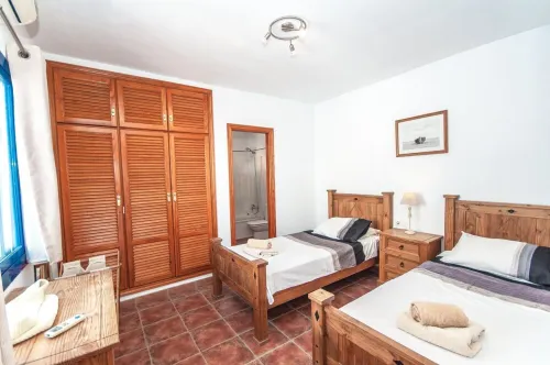 Air-conditioned Villa With Mountain Views, 300m From Coastal Path - Villa Elise