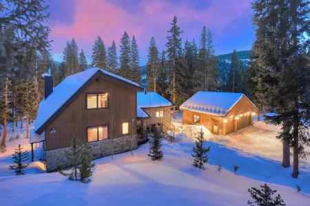 Spruce Creek Lodge- 5 min to Downtown Breck!