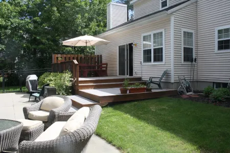 Nice family house just minutes from race track!!