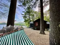 Harold's Camp: The cutest waterfront right on Lake Winnipesaukee ⚓️