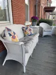 Walk to everything! Five Flags-Hotel Julian-Millwork Sleeps 8!