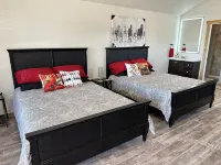 Rockin’ Pony Silver Dollar Winery Hill Country2 Queen Beds! Winery & Bistro
