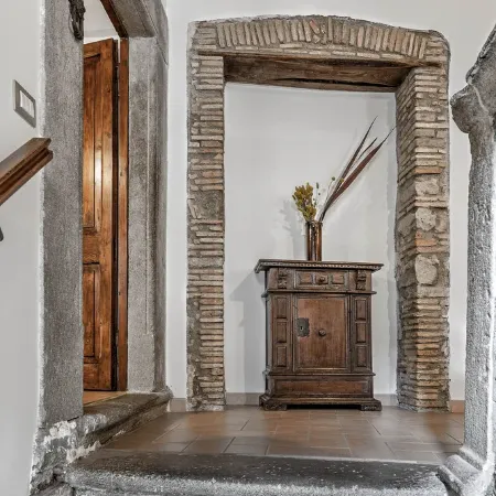 Medieval House built in 1200 in the centre! FREE private parking