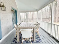 Spacious Home Near Rye Beaches