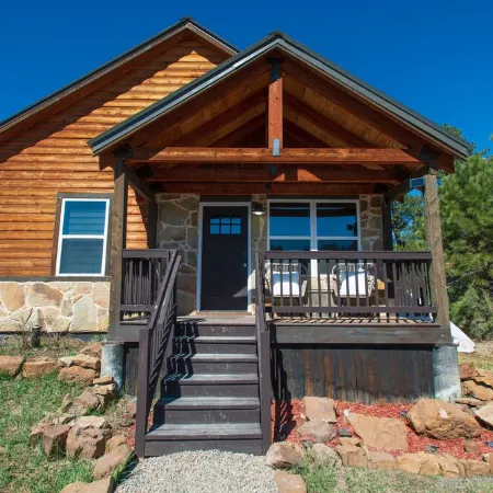 Home on Hills- NEW HOTTUB