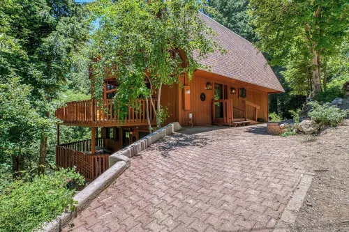 Gorgeous, quiet cabin close to Summerhaven