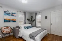 Starved Rock & Ottawa Retreat Amazing Getaway Home - Wifi