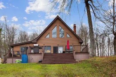 Your Personal Ski & Lakefront GETAWAY!